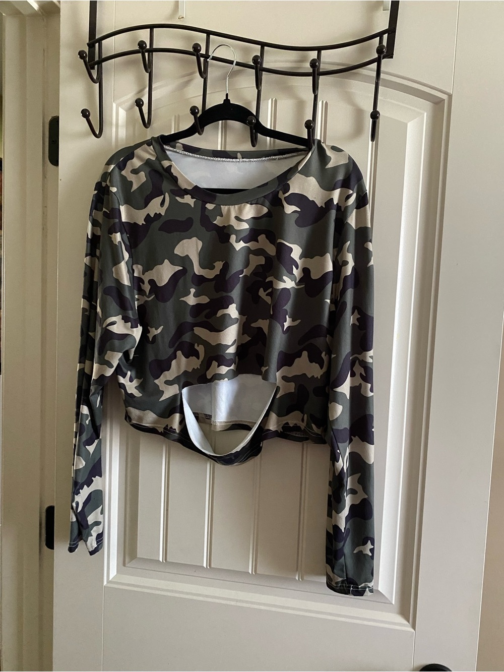 Camo Long-Sleeve Cropped Top - Olive Camo